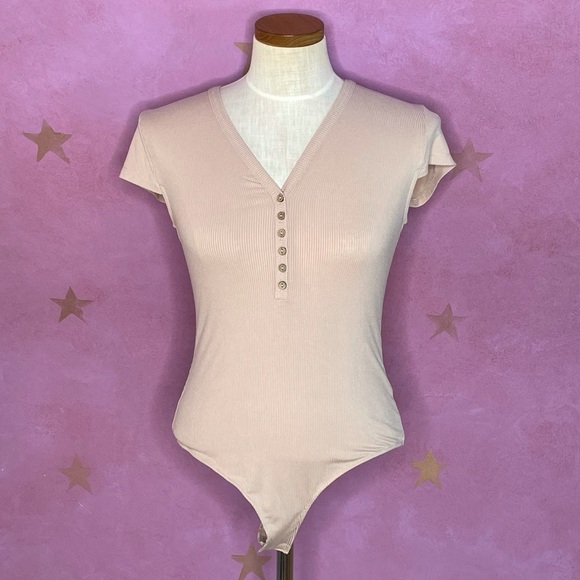 Dress Forum Mauve Ribbed Bodysuit Large NWT - Picture 1 of 10